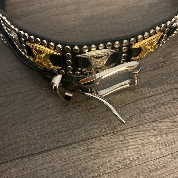 Vintage Leather western  stud belt, metal and stud design - Picture 4 of 6
